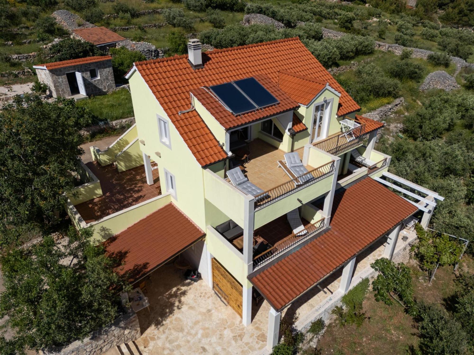 Villa Marin - 4 Apartments Zavala Buitenkant foto