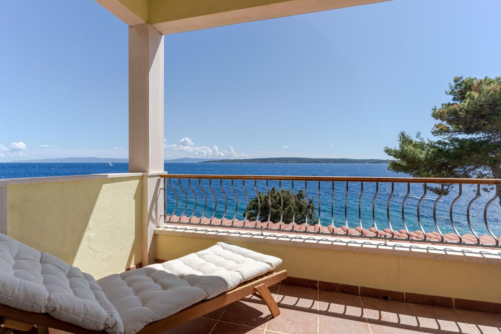 Villa Marin - 4 Apartments Zavala Buitenkant foto